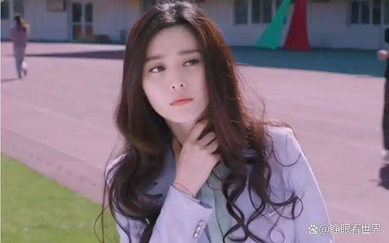 杨幂顶级流量_刘诗诗气质如兰_娱乐圈最漂亮的女明星