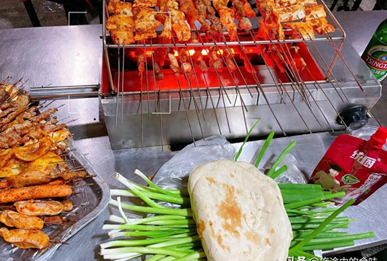 10款全国爆火网红美食盘点：你敢挑战几道“黑暗料理”？